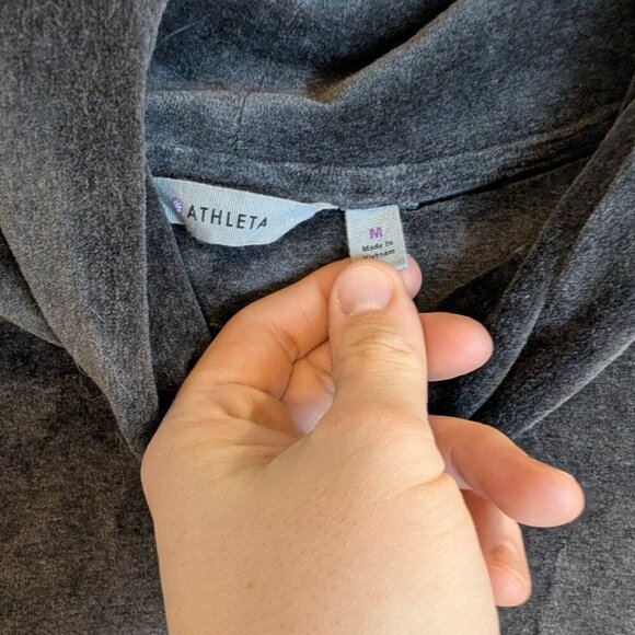 Athleta Gray Velour Turtleneck Sweatshirt, Sz M - Picture 3 of 7